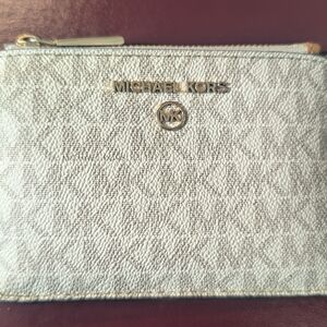 Michael Kors Cream Textured Pouch